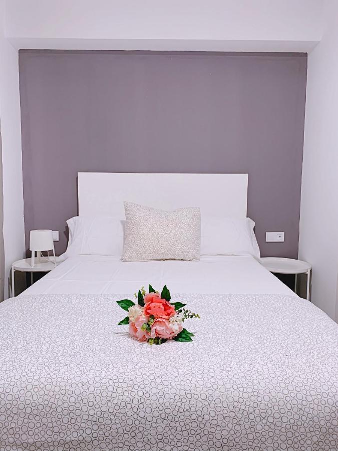 Hostal El Castillo 알칼라데과다이라 외부 사진