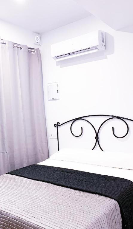 Hostal El Castillo 알칼라데과다이라 외부 사진